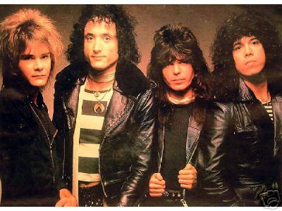 [quiet-riot-1983-lineup.jpg]