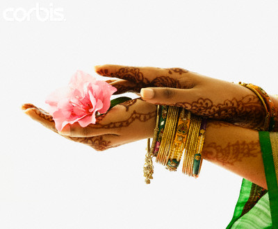 [Human+hands+holding+a+flower.jpg]