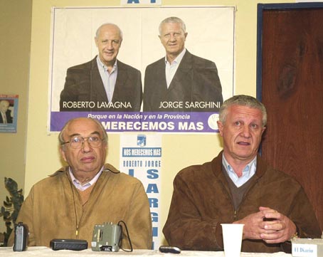 [El+diputado+Sarghini+floreó+en+Luján+su+candidatura+a+gobernador.jpg]