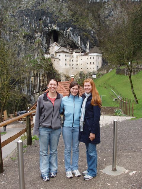 [Roxy,+Alana,+and+Erin+at+the+Predjama+Castle,+Slovenia.jpg]