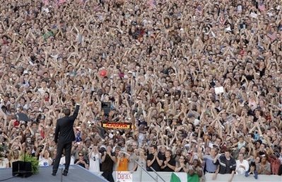 [2008-07-24-crowds-obama-berlin.jpg]