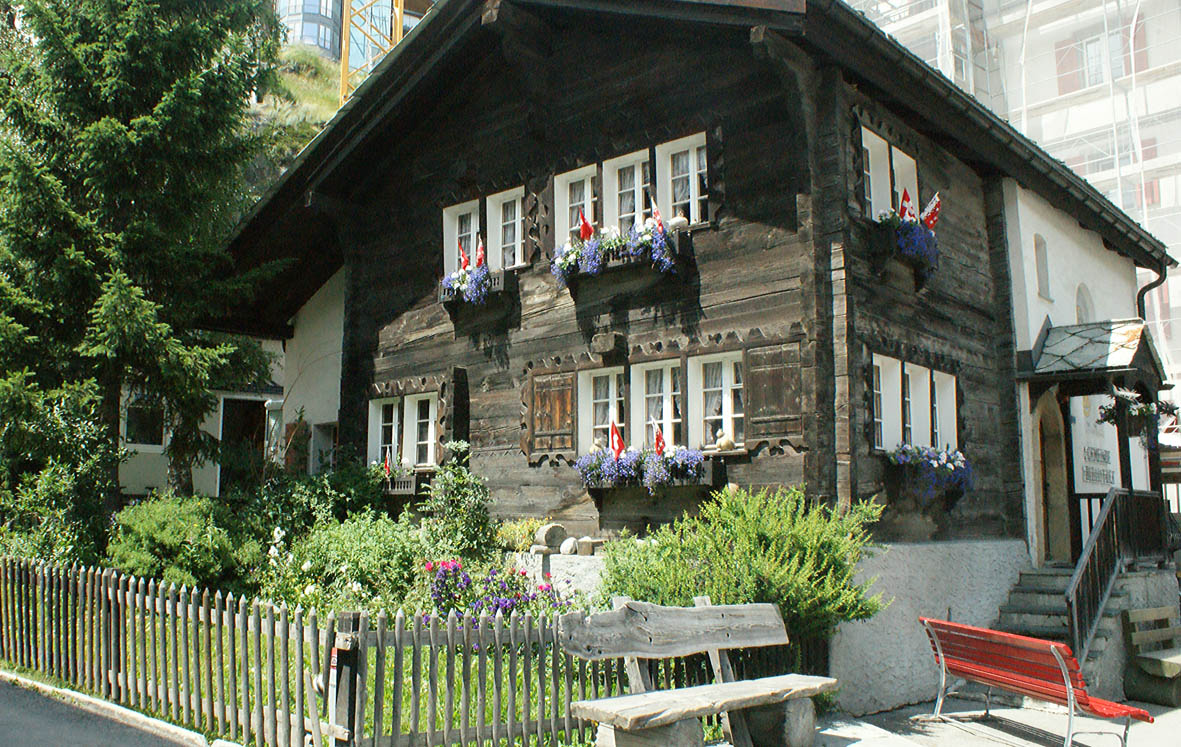 [Garden_priv_Zermatt_1.jpg]
