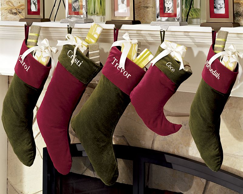 [christmas+stockings_potterybarn.jpg]