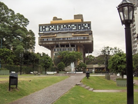 [Biblioteca_Nacional_Buenos_Aires.JPG]