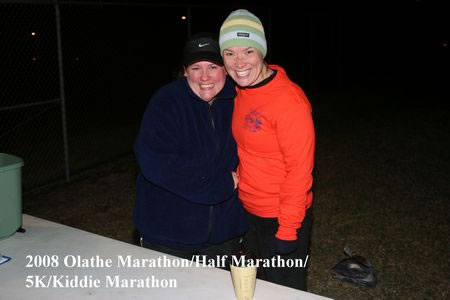 [Karen+and+Kim+at+Marathon+Start.jpg]