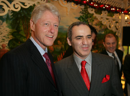 [Clintnon+com+Kasparov.jpg]