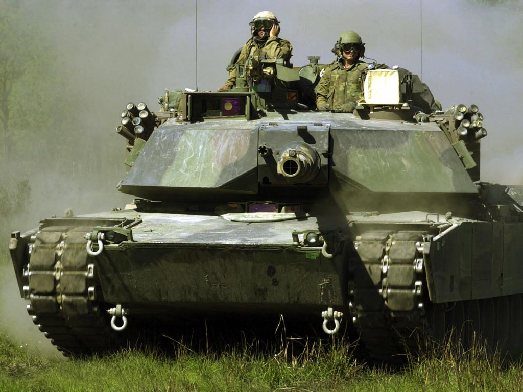 [M1A1+Abrams+Tank.jpg]