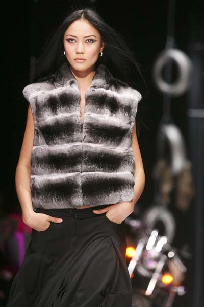 [moscow-fashion-week-2008-2.jpg]