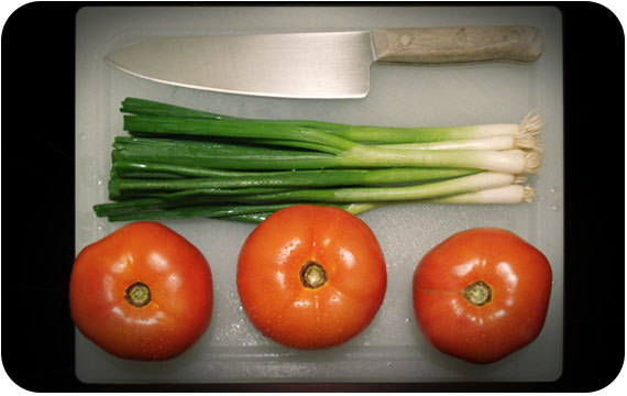 [Knife-Onions-Toms.jpg]