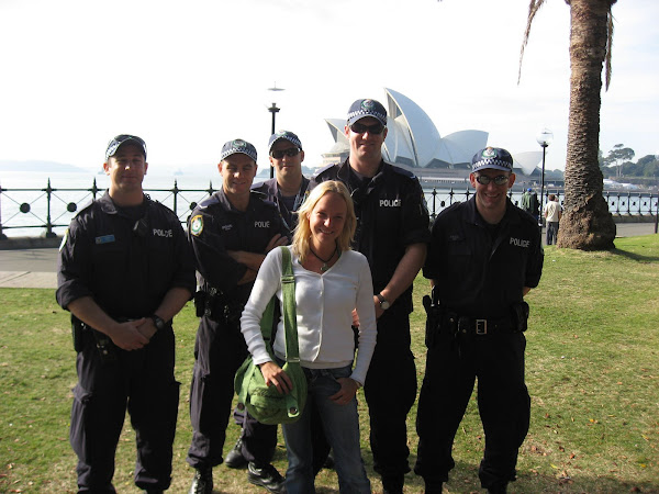 Sydneyn oopperatalo, Anu ja poliisit ;)