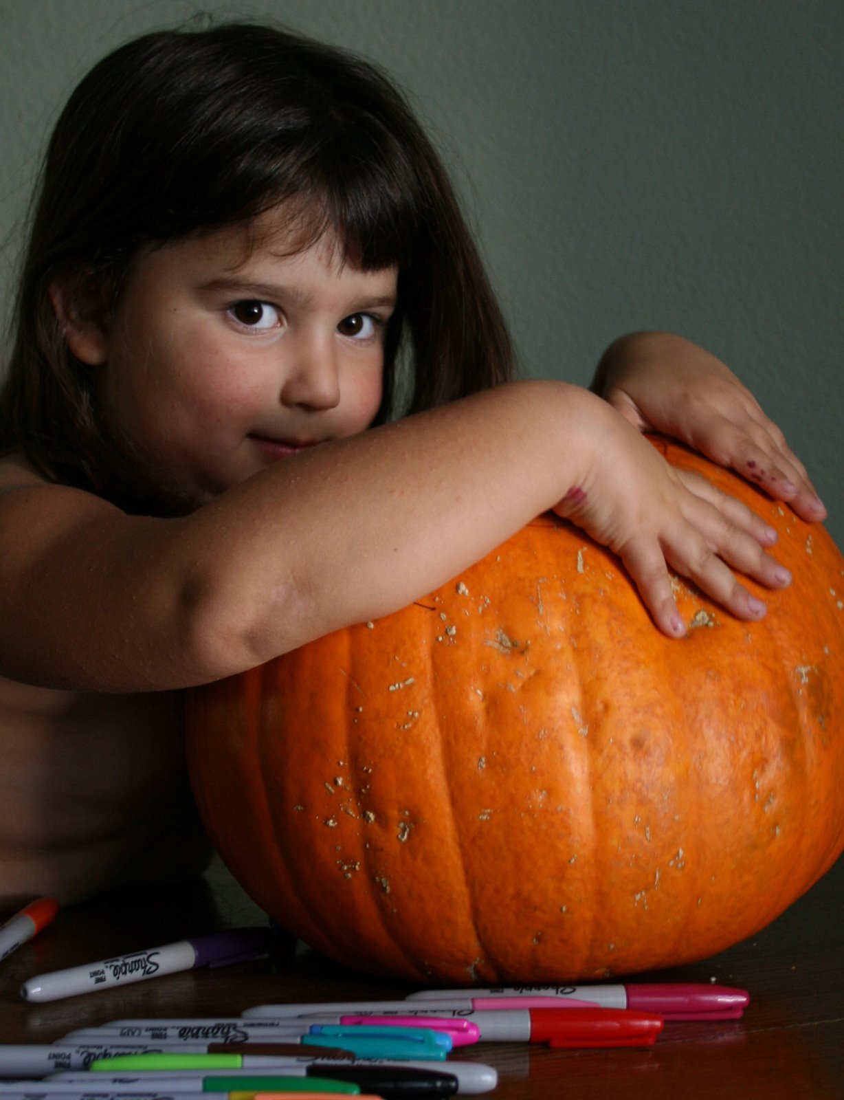 [Lauren+pumpkin+2.jpg]