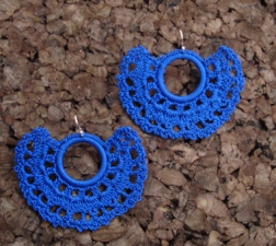 [blue+crochet.jpg]