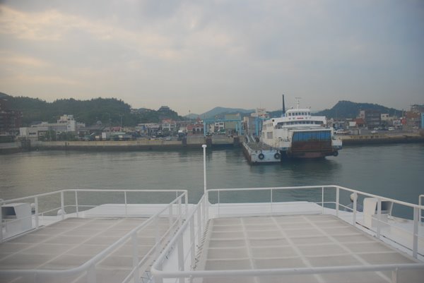 [AF+ferry+5.JPG]