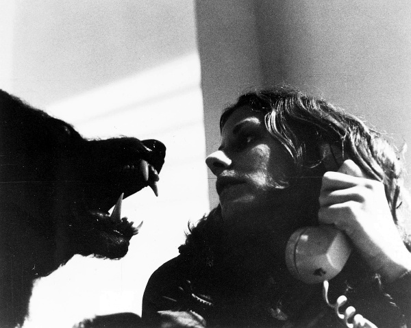 [photo-Hurlements-The-Howling-1980-2.jpg]