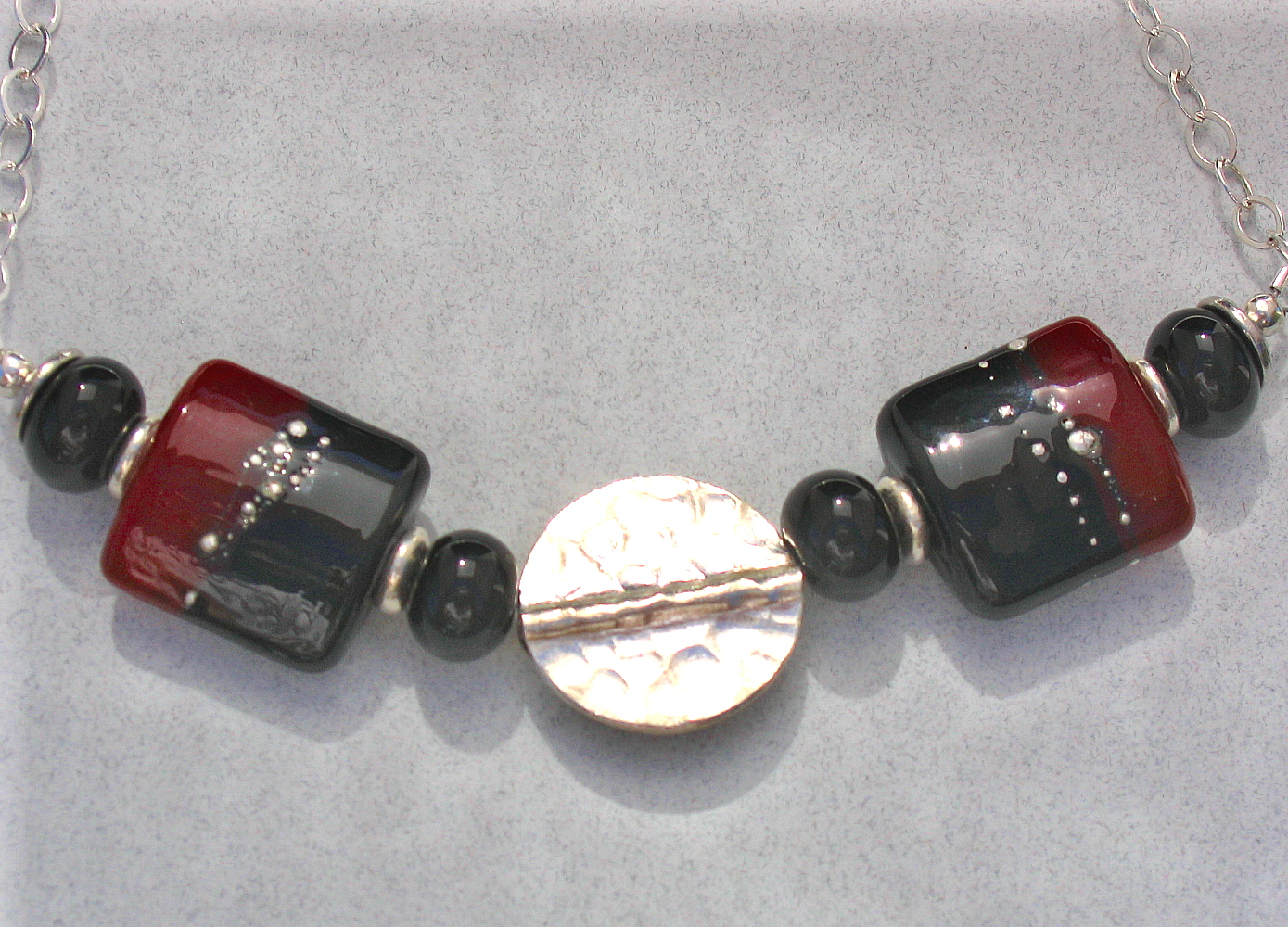 [Red+and+Black+Nugget+Necklace+with+Silver.jpg]