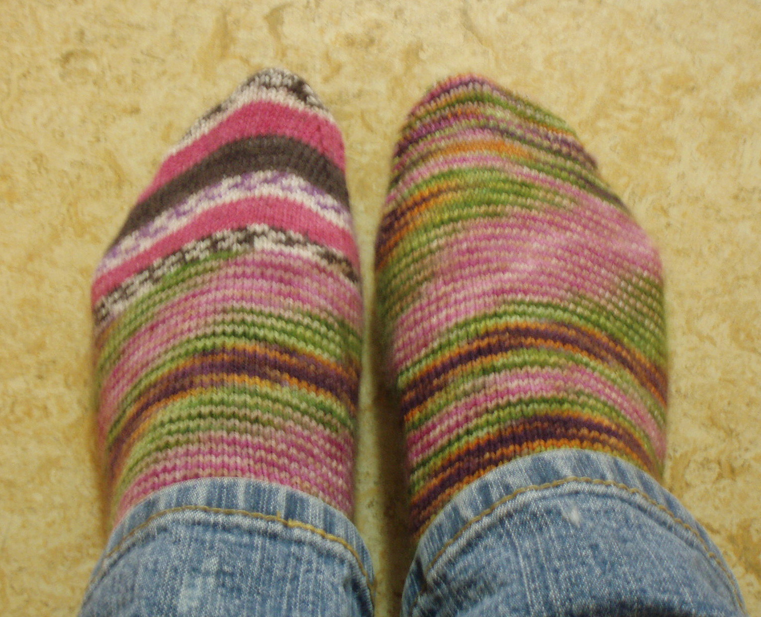 [finished+socks.JPG]