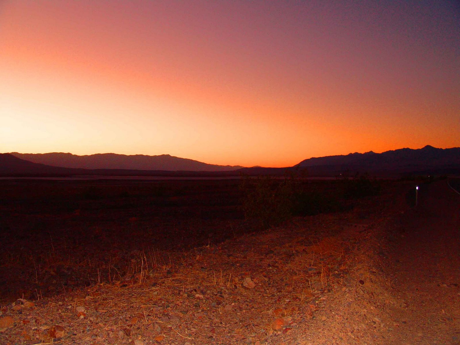[Death+Valley+Sunset.jpg]