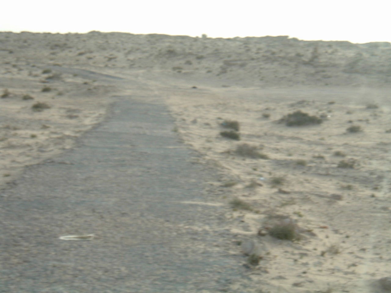 [Mauritanian+paved+road.JPG]