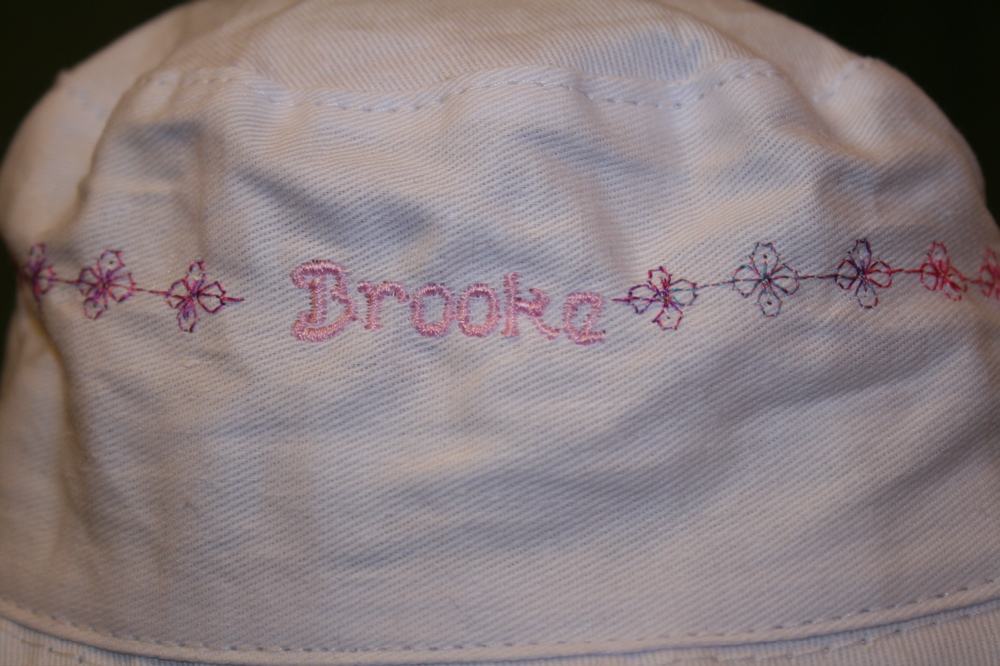 [brooke+hat.JPG]