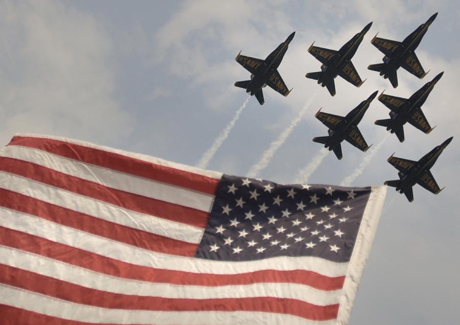 [Old_Glory_and_the_Blue_Angels.jpg]