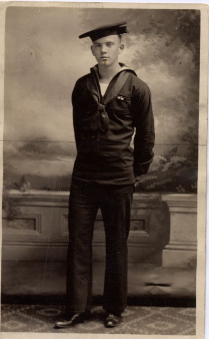 [sailor-postcard-1900s.jpg]