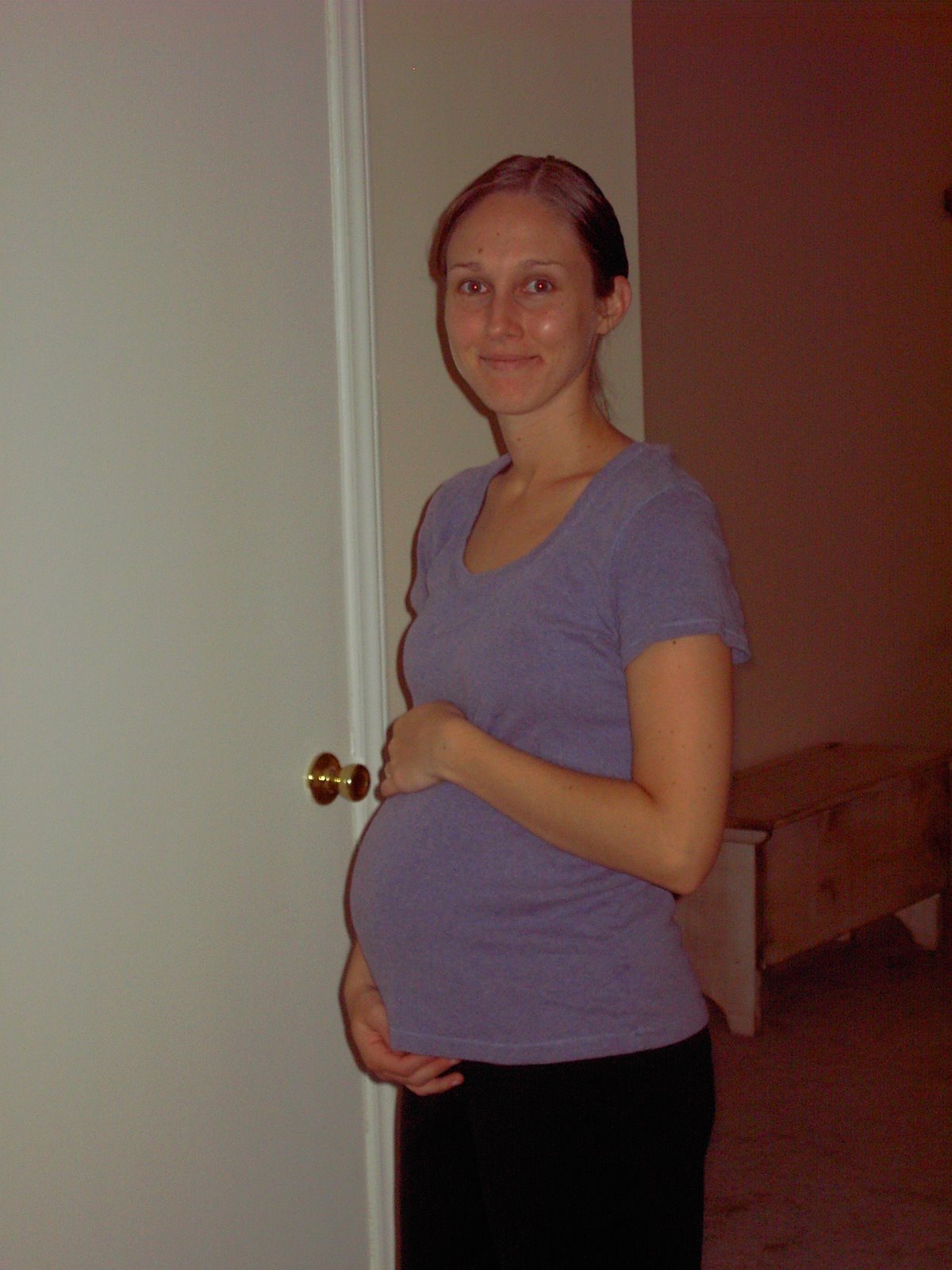 [5+month+pregnant+belly.jpg]