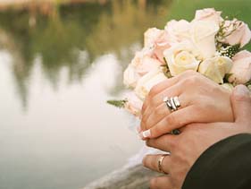 [wedding-ring.jpg]