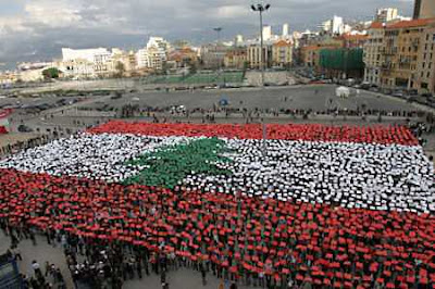 Free Lebanese Flag with Cardboards