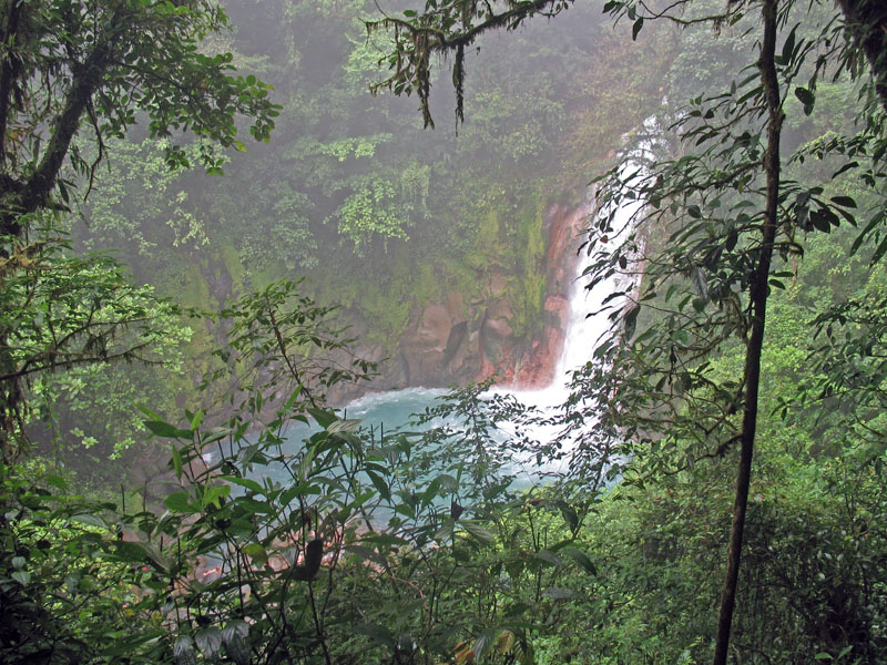 [erica-ridley_costa-rica_waterfall-1.jpg]