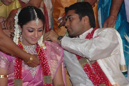 [Jyothika_surya_wedding1.jpg]