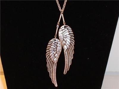[Angel+Wings+Necklace.jpg]