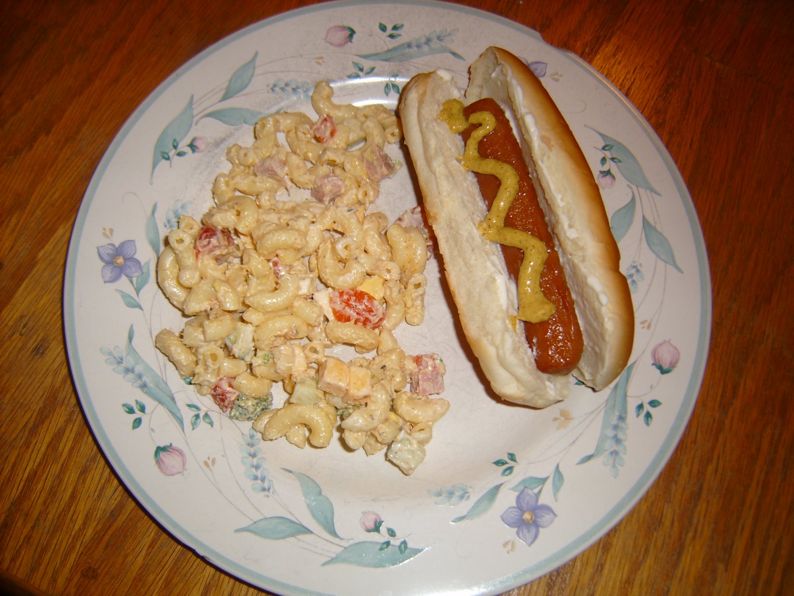 [hotdogs.JPG]