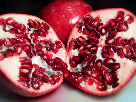 [pomegranate25.jpg]