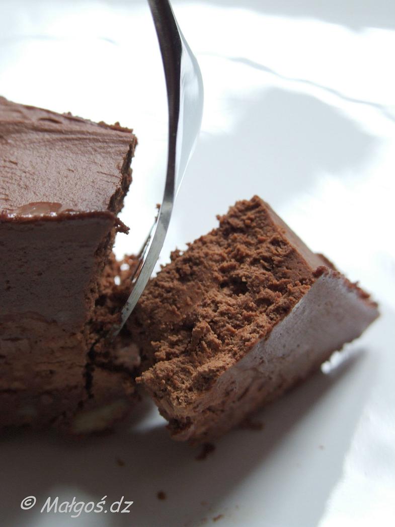 [chocolate+truffle+cake_3.JPG]