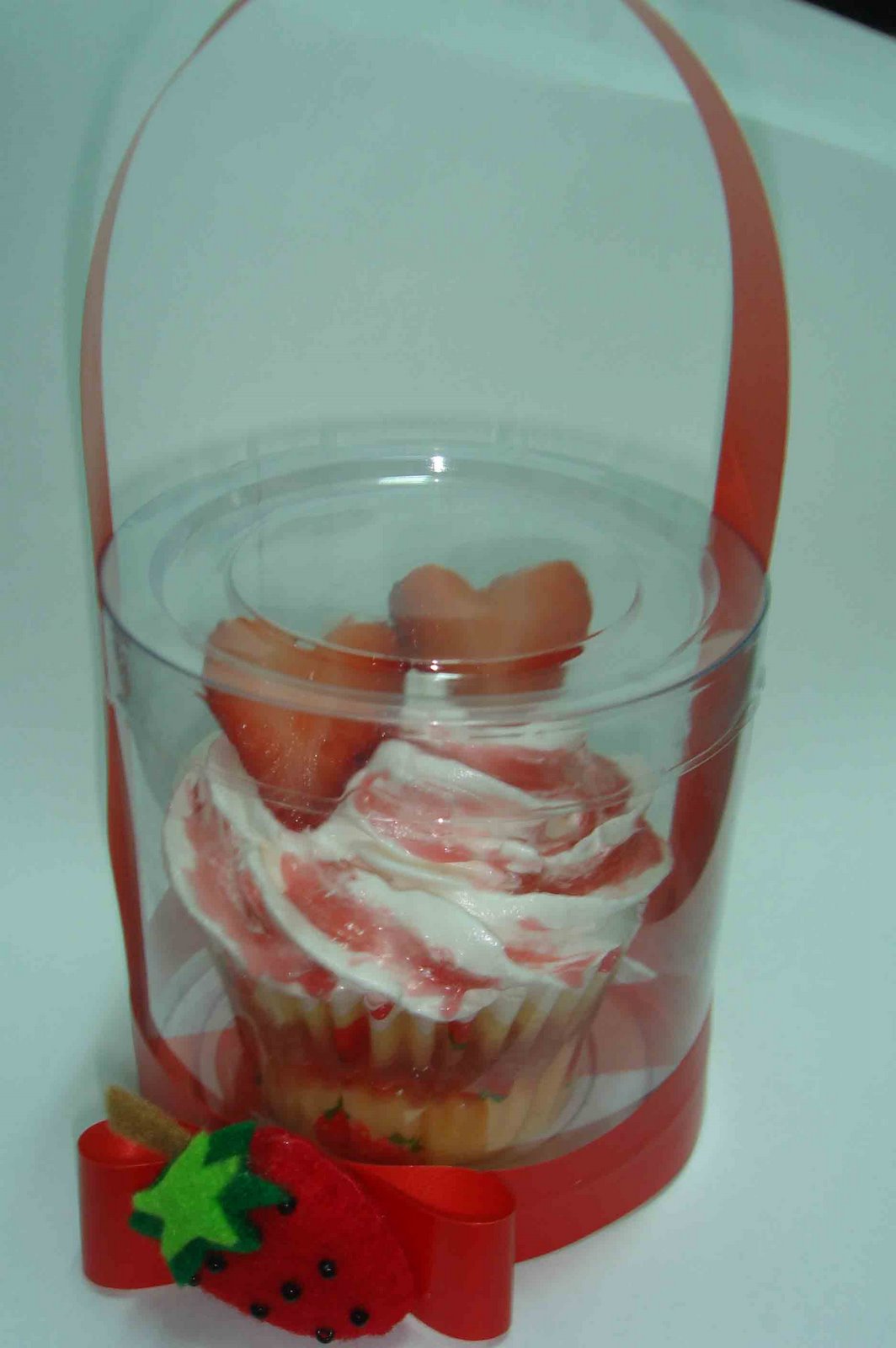 [Strawberry+Cup+Cake.jpg]