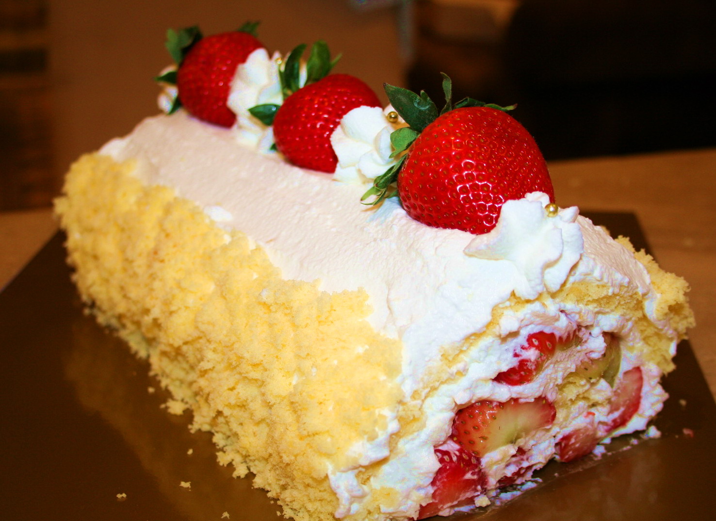 Strawberry Honey Roll Cake
