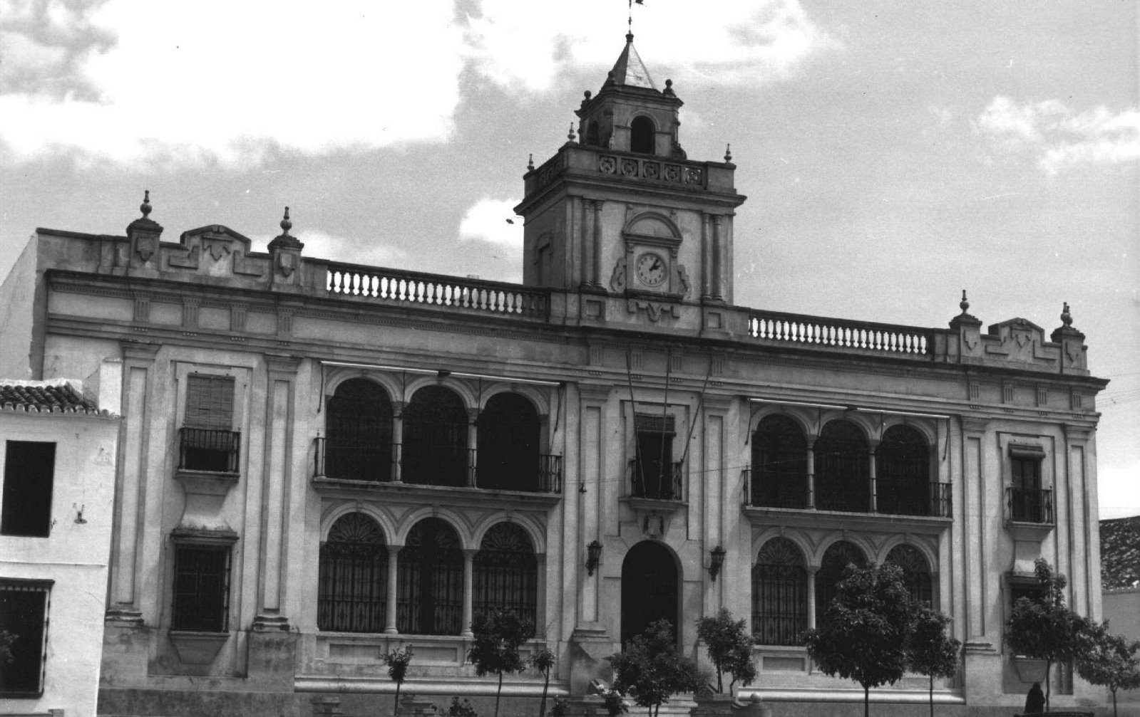 [Ayuntamiento+1950-2.jpg]