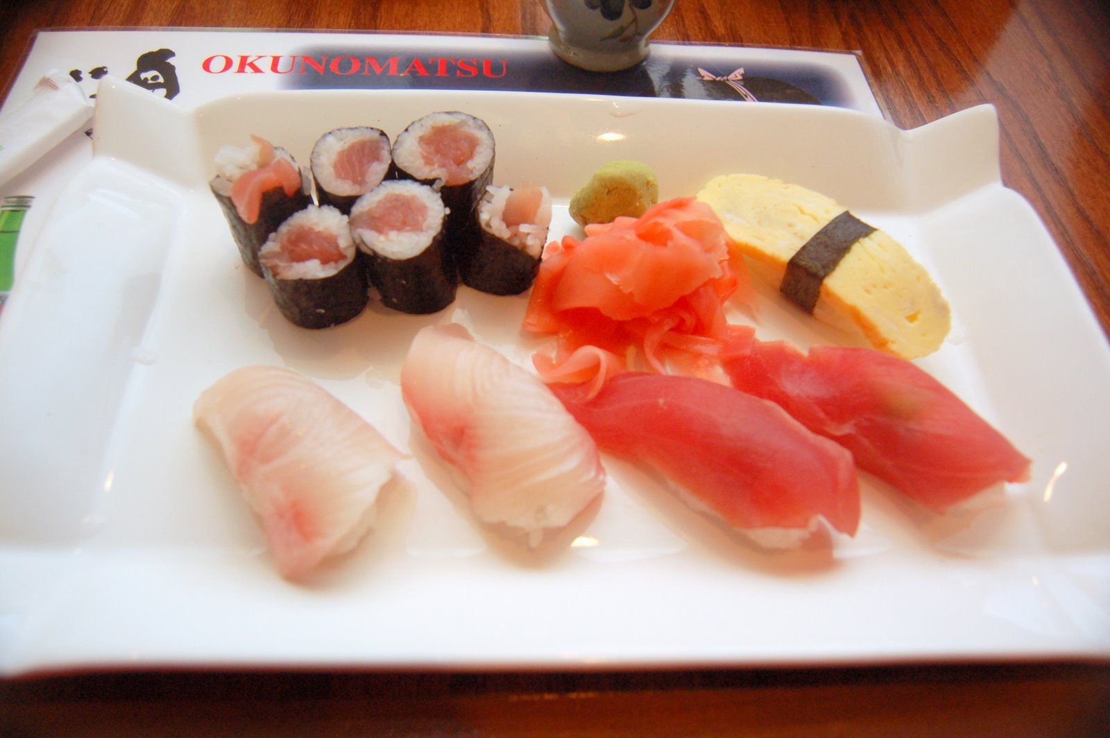 [sushi+hikari-3.JPG]