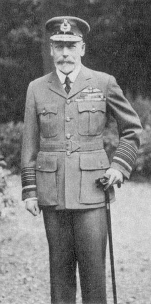 [299px-George_V_in_the_uniform_of_a_Marshal_of_the_RAF.jpg]