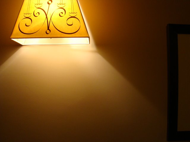 [Lamp.JPG]