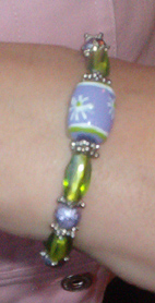 [Susan's_purple_and_green_bracelet.jpg]