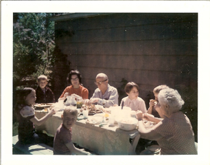 [Young+Dave,+Jim,+Richard,+Michelle+&+Scott+at+Grandma+Shafer's+home.jpg]