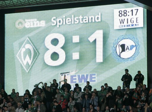 [Werder+Bremen+and+Arminia+Bielefeld.jpg]
