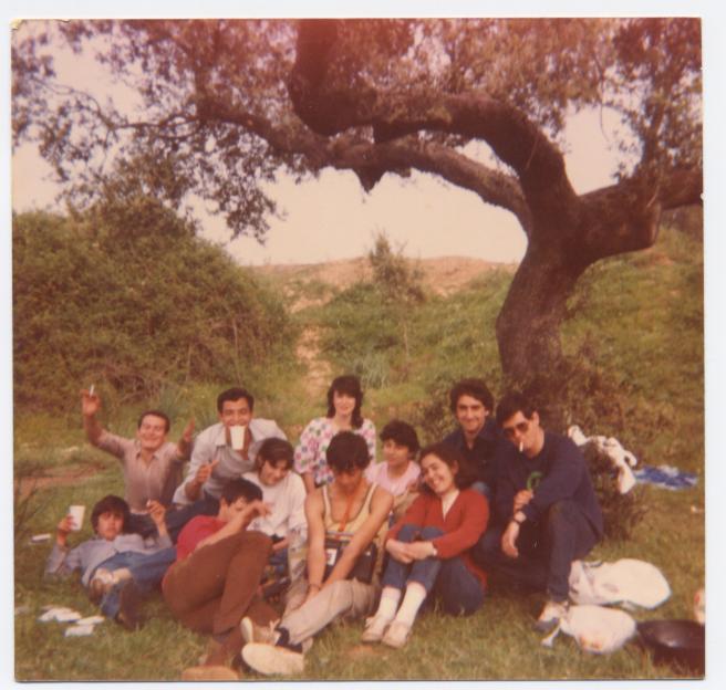 [Joaquin+Ralo+con+sus+amigos+en+el+campo+1983.jpg]