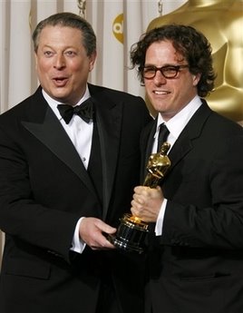 [Al+Gore+Oscars+07+2+-+2.jpg]
