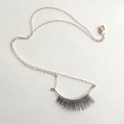 [eyelash+necklace+chocosho.jpg]