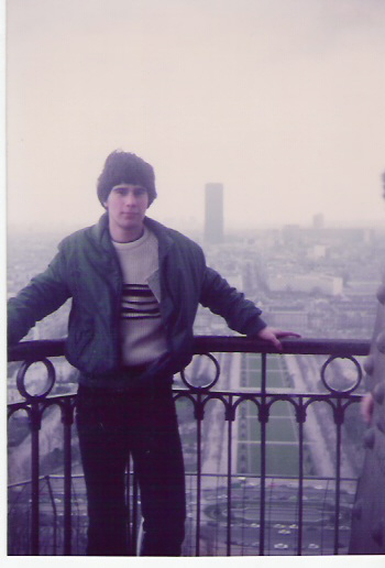 [Carlos+Paris+1982.jpg]