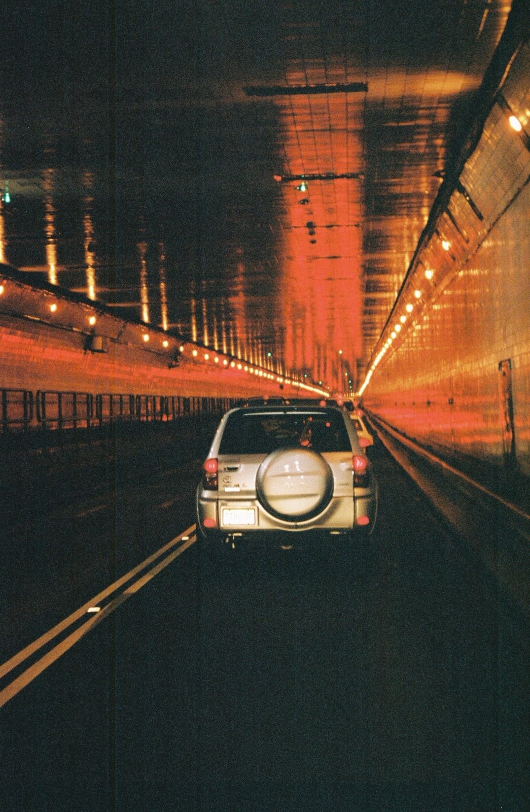 [tunnel.JPG]