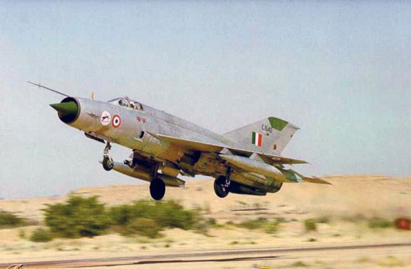 [MiG-21(29).jpg]