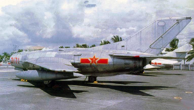 [MiG-19(12).jpg]